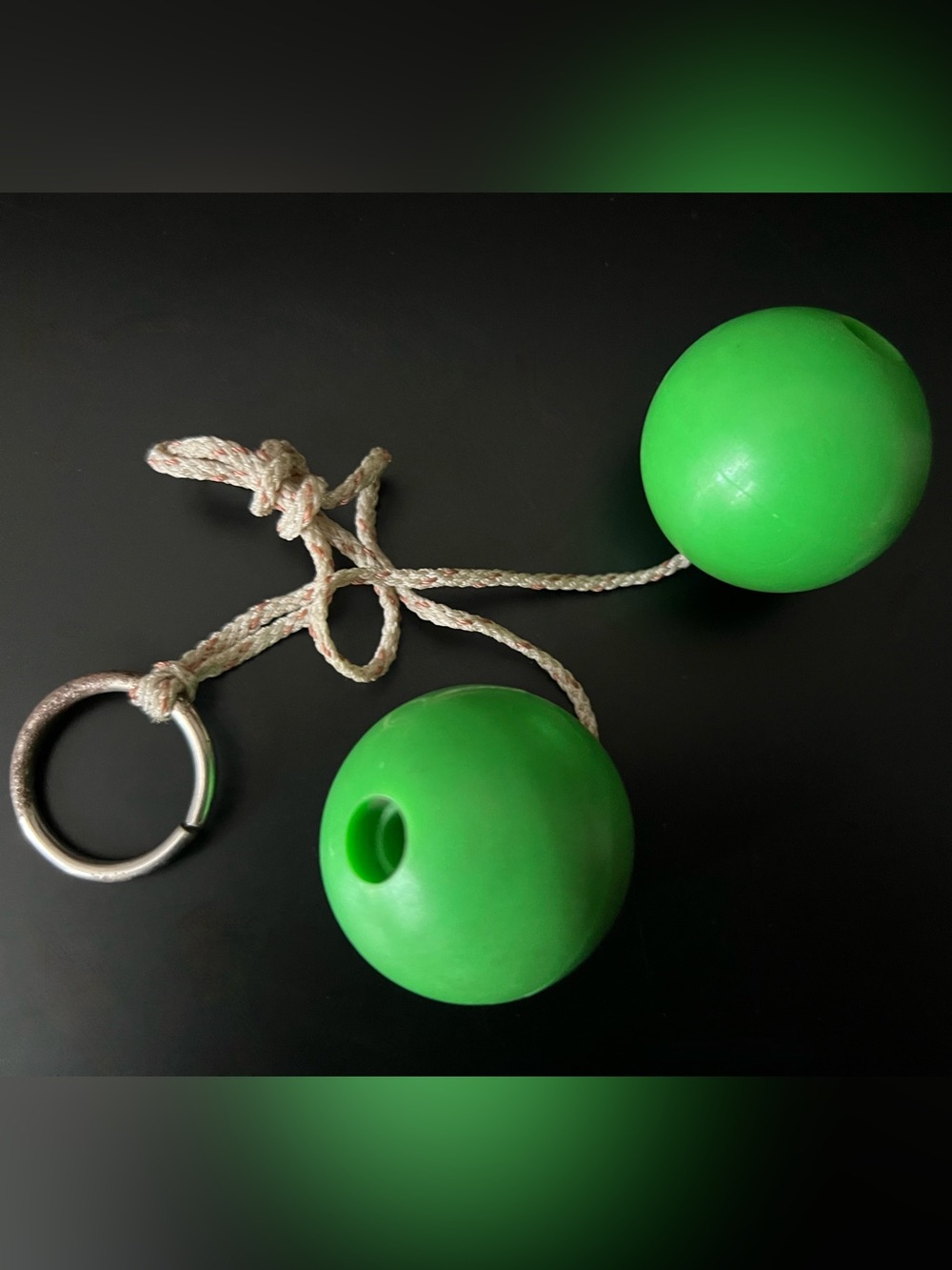 Vintage Green Kerbangers, Clackers, Click Clackers, Knockers